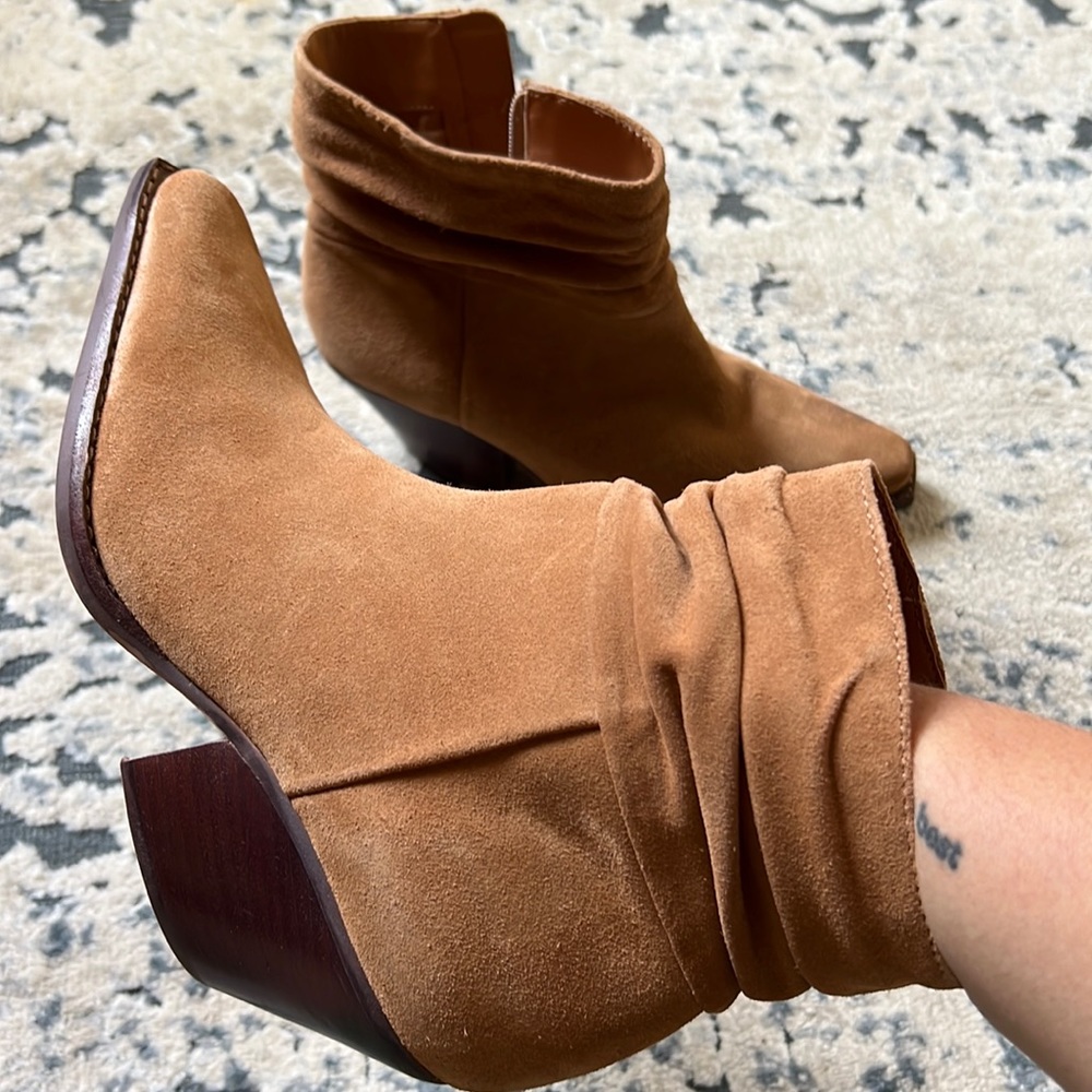 Vince Camuto Nerlinji Booties 7M